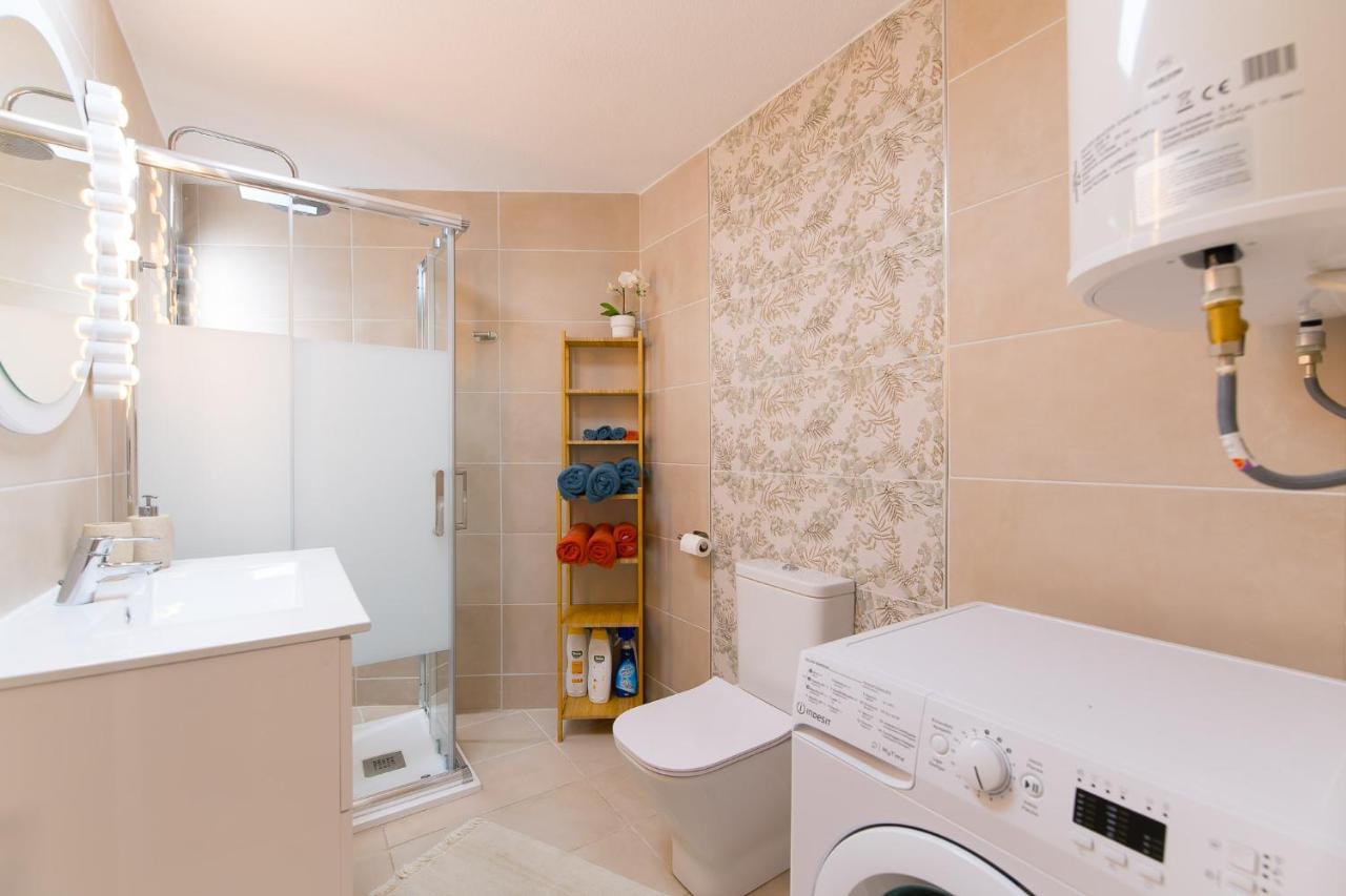 Sea View, Newly Renovated, 2 Bedrooms Apartment In Costa Adeje Экстерьер фото