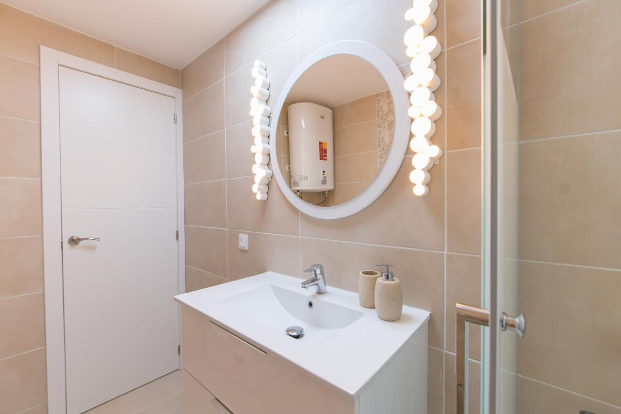 Sea View, Newly Renovated, 2 Bedrooms Apartment In Costa Adeje Экстерьер фото